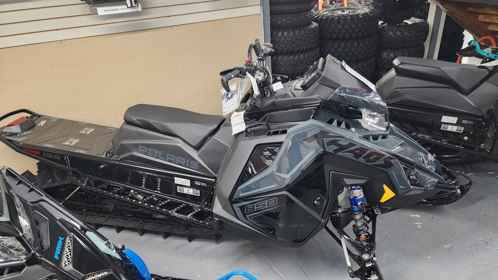 2026 Polaris 850 RMK Khaos 155 - Image 2