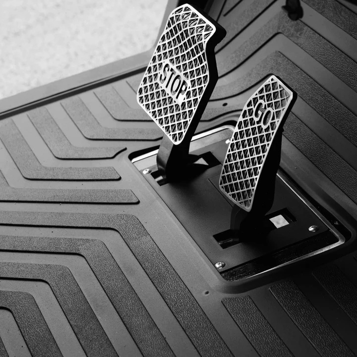 Jet Black 6-Passenger 206Ah Extended-Range Lithium LSV with Saddle Seats - Image 3